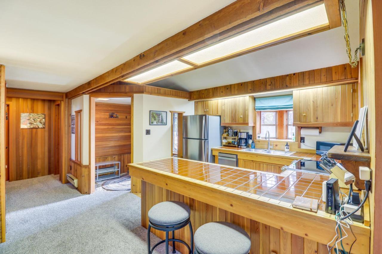 Hungry Horse Cabin With Gas Grill, Near Glacier! Exterior photo